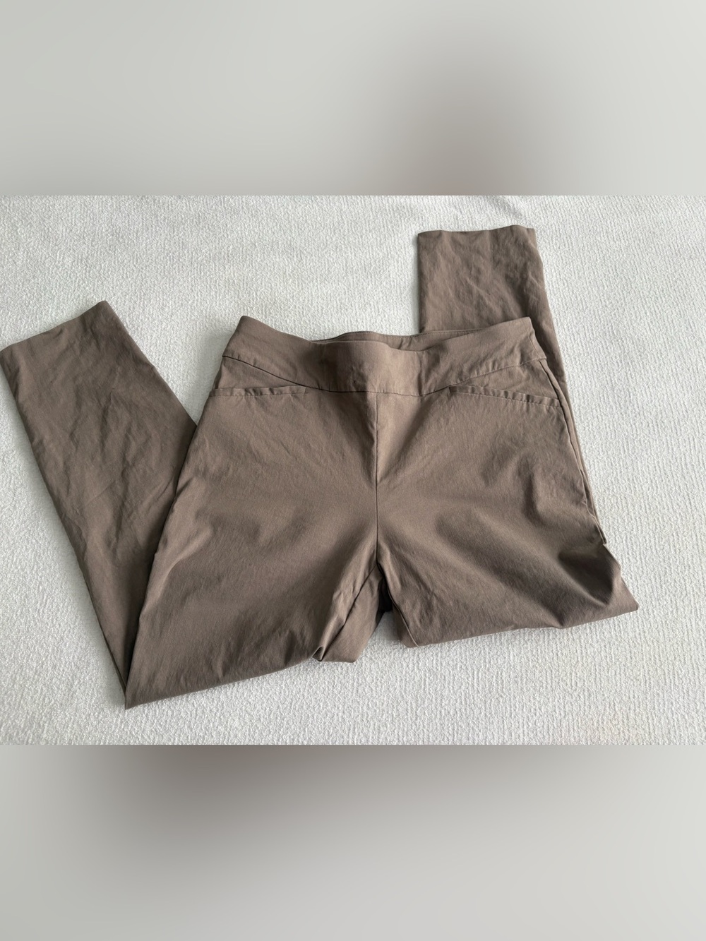 Chicos Women’s Stretch Pants in Taupe